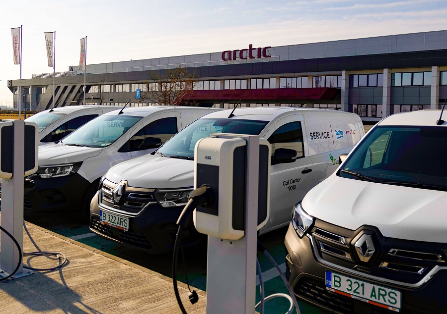 Arctic: vehicule utilitare 100% electrice în flota auto destinată rețelei de service-uri