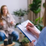 Terapie de cuplu la psihoterapeut Simona Constantin: O investitie in relatia ta