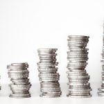 Românii aleg joburi în principal în funcție de salariu, însă pe plan global contează mai mult stabilitatea locului de muncă