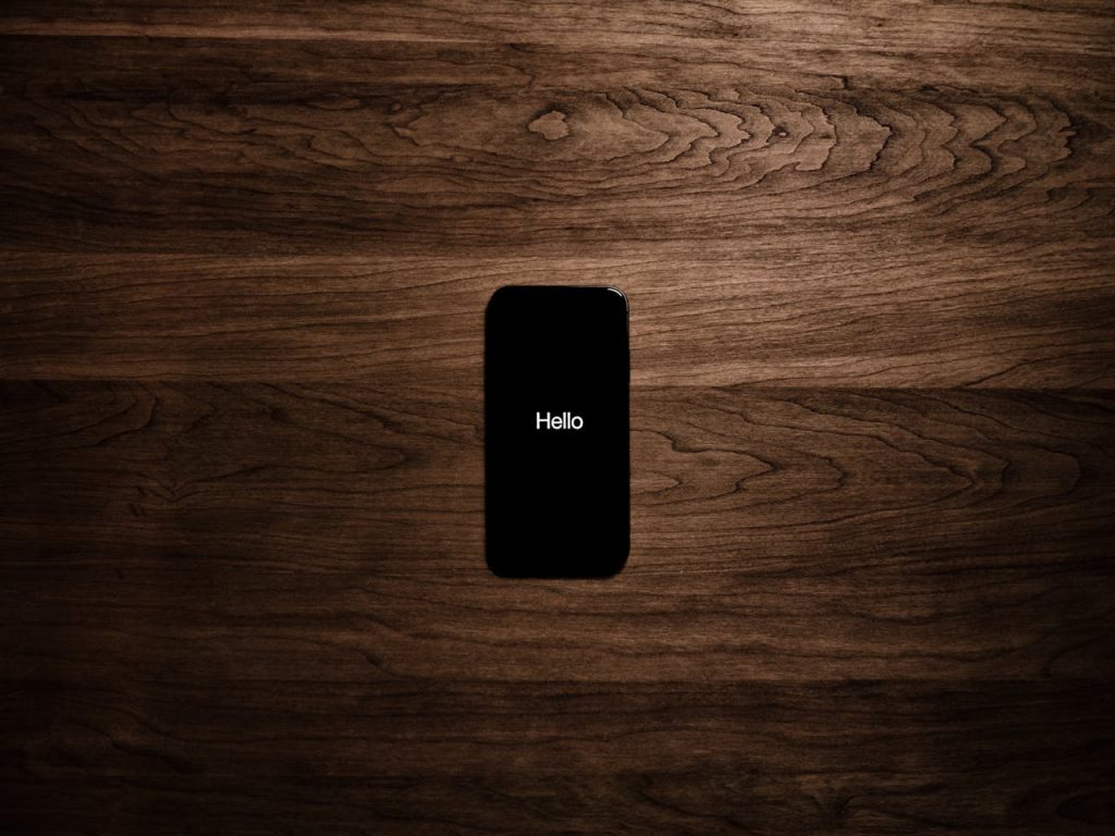 Avantajele achizitionarii unui iPhone 16 la mana a doua de la un magazin autorizat