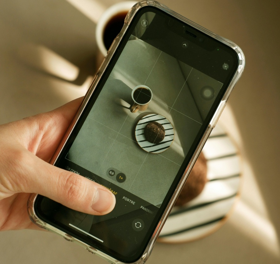 Alegi smartphone-ul în funcție de camera foto? Ce date contează cel mai mult